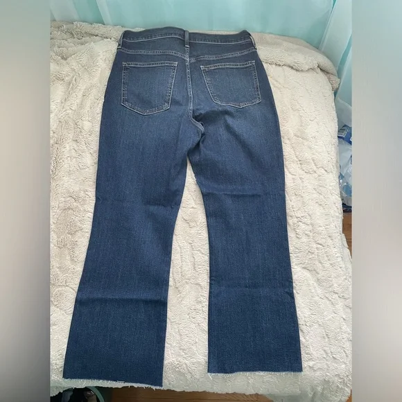 BNWOT Kick Fit High Rise Medium Wash Jeans - Picture 3 of 8